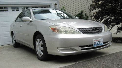 2004 toyota camry le - $6200