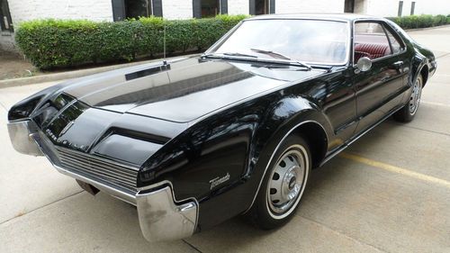 No reserve auction! highest bidder wins! check out this classic olds toronado!!!