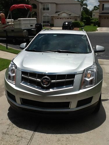 2010 cadillac srx luxury and performance sport utility 4-door 3.0l