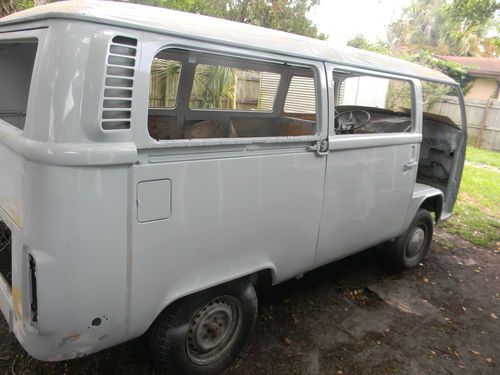 1972 vw bus,crossover year with ac,1700 engine,volkswagen project