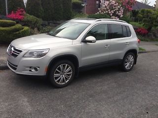 2009 volkswagen tiguan sel suv, fully loaded, only 49k miles!