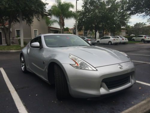 2009 nissan 370z touring package, manual, nav, bose, power leather heated seats