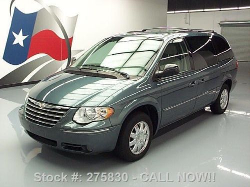 Chrysler Town &amp; Country