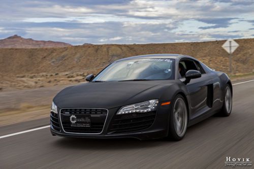 2010 audi r8 6 speed manual with platinum audi warranty - collector&#039;s flawless!