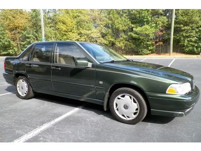 Volvo s70 georgia owned clean leather interior dual heated seats no reserve only