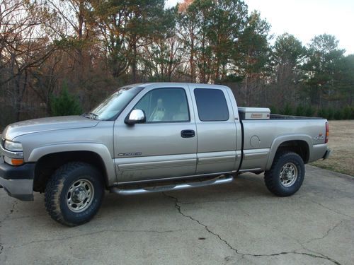 2002 chevy 2500hd - one owner, good condition