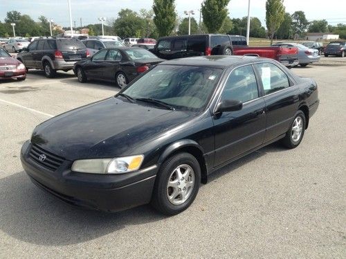 1998 toyota camry le