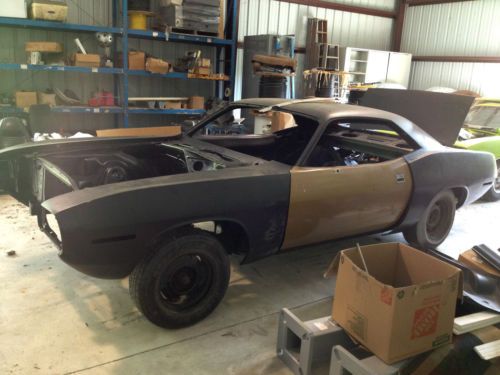 1970 plymouth cuda great project in primer