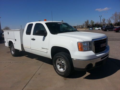 2009 gmc sierra 3500hd 4x4 utility bed ready to work only 37k miles 6.0 v8