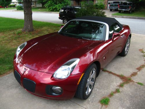 2009 pontiac solstice gxp turbo clean ruby red manual - low miles only 23k!