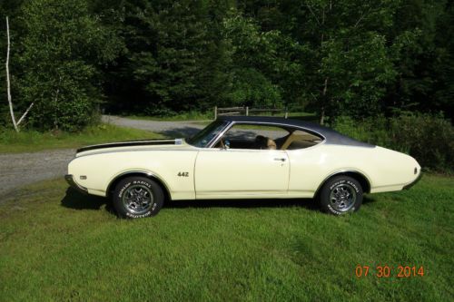 1969 oldsmobile 442, 2 door holiday coupe, canada built, matching numbers