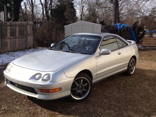 1998 acura integra ls 85k orig. miles  5 speed manual runs out great loaded