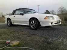 1992 ford mustang gt convertible / automatic runs great!!! super clean car!!!!!!