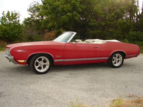 1970 olds cutlass supreme convertible,barn find,survivor,solid 422 clone project