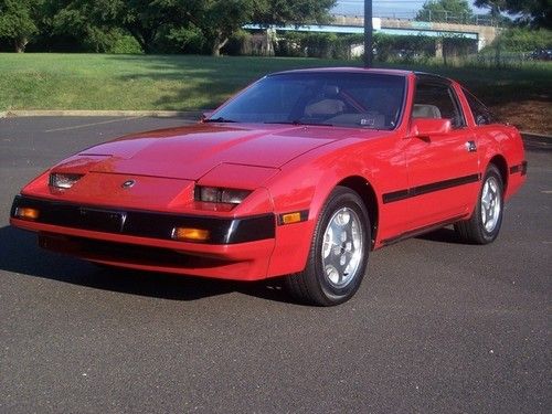 1985 nissan 300zx , 1 owner, show condition, t-tops, window sticker, must see