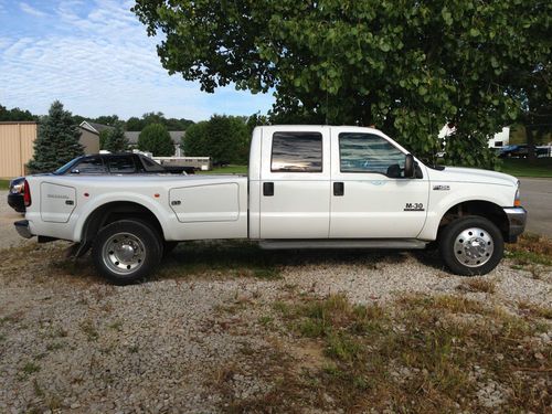 White ford f450 240k miles 4-door very clean!!