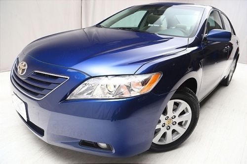 We finance! 2009 toyota camry fwd power sunroof 6 disc cd changer