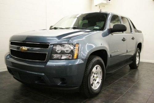2009 chevrolet avalanche ls 4x4 only 86k miles nice