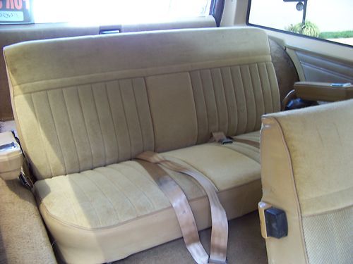 1986 gmc suburban,  original paint and interior, rebuilt engine, trans and rear