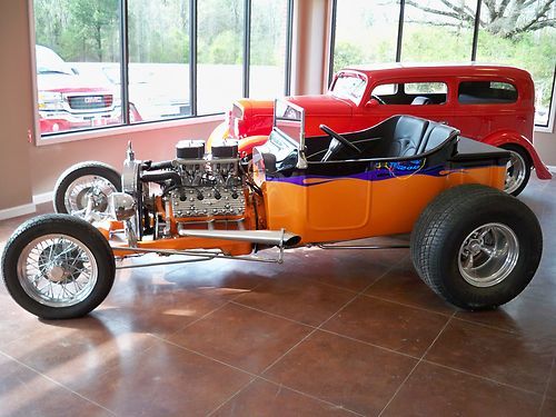 1923 custom paint and flat head engine with injection
