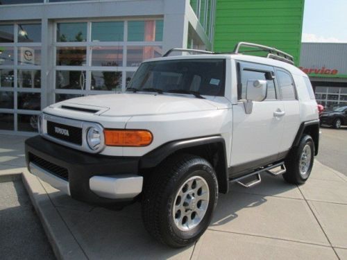 Toyota fj crusier 4wd 1 owner off road package suv automatic 4x4 we finance