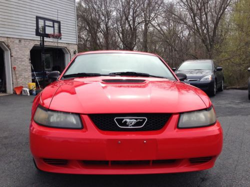 2001 ford mustang base coupe 2-door 3.8l, 166,000 miles, auto trans, all power