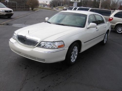 2006 lincoln town car signature limited
