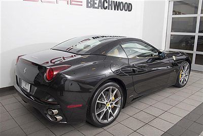Very nice! ferrari california! low miles! financing options available!!