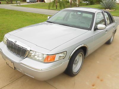 2001  grand marquis ls very low miles 51k factory bucket seats and floor shift