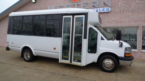 2007 chevrolet shuttle van bus church limo eldorado conversion