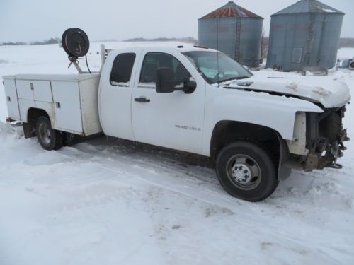 2007 chevy silverado 3500hd 3500 4x4 ext. cab 6.0 gas chassis cab service truck