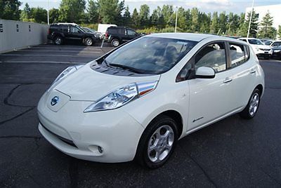 2011 nissan leaf sl, electric,  navigation, bluetooth, quick charge, 29173 miles