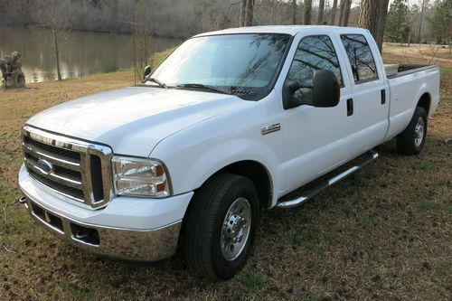 2006 ford f-250 xlt crew cab long bed with aluminum tool box &amp; liner