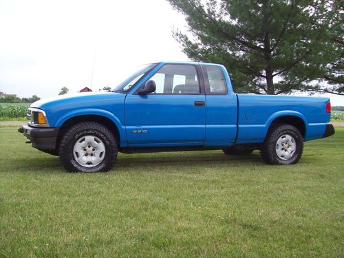 1994 chevrolet s10 extended cab 4wd 4x4 high output 195hp 4.3l cpi