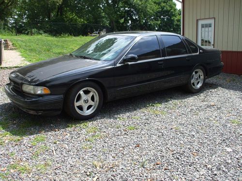 1995 impala ss - parts car or good for restoration - 1994 1996 94 95 96 wx3
