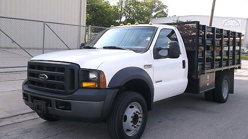 2006 f450 sd xl auto diesel 6.0l reg. cab stake/flat bed dually 2wd low miles