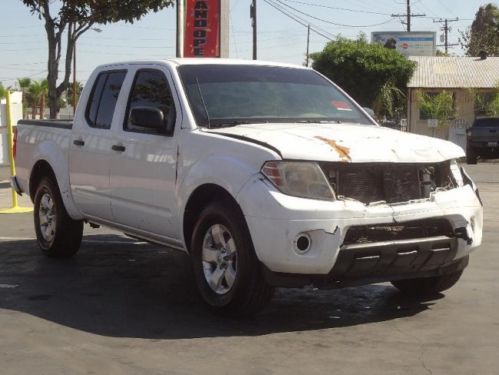 2012 nissan frontier sv damaged salvage runs! perfect project truck! wont last!!