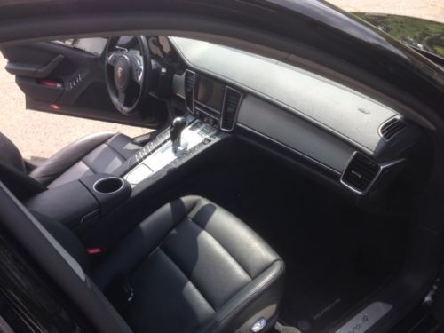 2012 porsche panamera 4 hatchback 4-door 3.6l