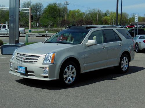 Luxury v6 awd 3.6l ultra view sunroof-bose-31,000 miles-wow!!!!!!!!!!!!!!!!!