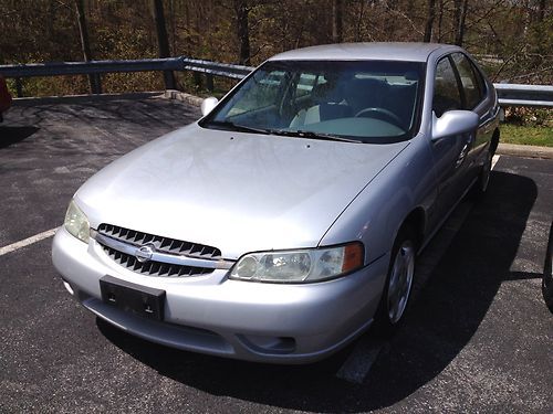 2001 nissan altima gxe special edition