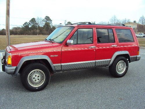 Nice 1995 jeep cherokee country sport utility 4-door 4.0l runs 100% no reserve