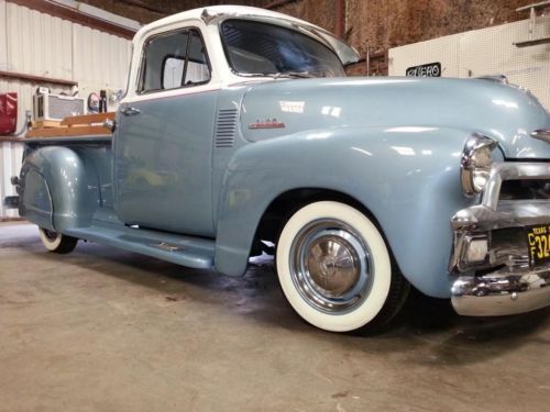 1954 chevy truck 3100  5 window - vintage air  - automatic
