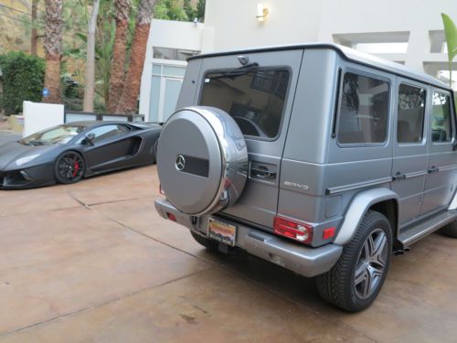 2014 mercedes-benz g63 amg matte platinum on red with carbon fiber piano black