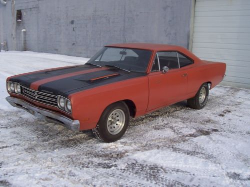 1969 plymouth road runner - 383 auto