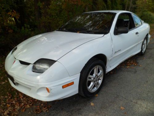2002 pontiac sunfire coupe 2.2liter 4cylinder gas saver with air conditioning