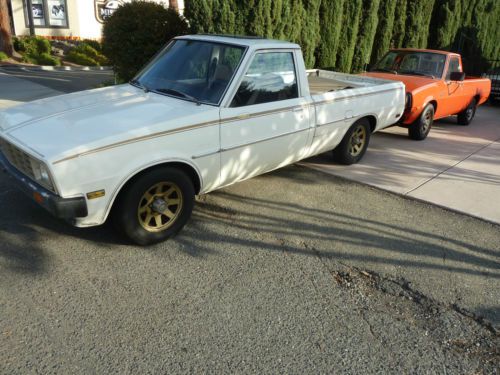 1980 dodge d-50 pick up plymouth arrow dodge ram 50  ( sports package )