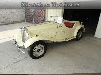 1953 white! manual, project car, very good condition convertible sportscar