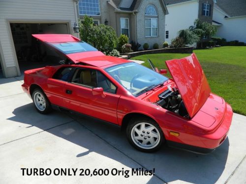 1988 lotus esprist se turbo only 20,680 miles! 5spd must see amazing condition