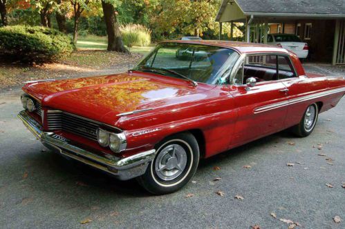 Beautifully restored 1962 pontiac catalina, 389 v8, current pa state inspection.