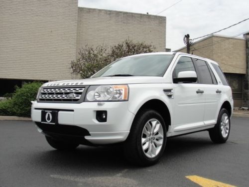 Beautiful 2012 land rover lr2, only 23,239 miles, loaded, warranty!
